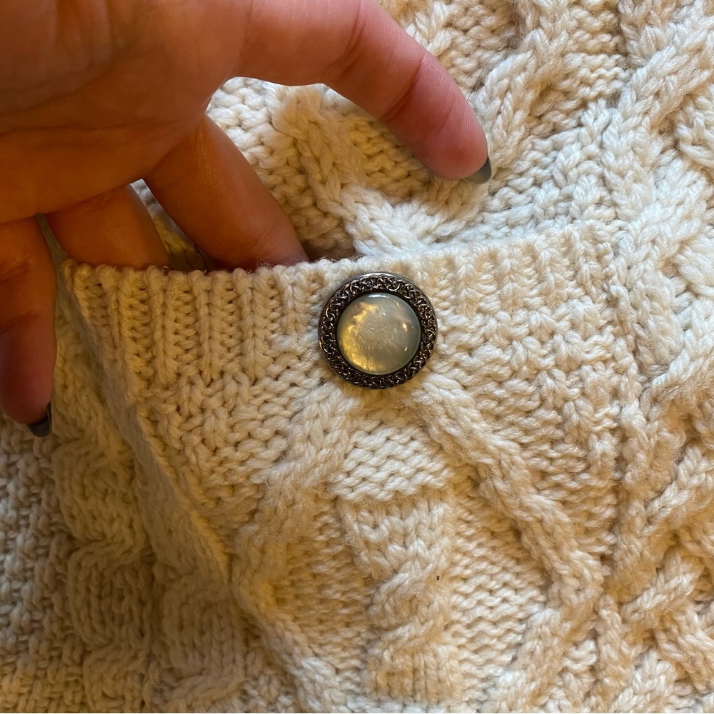 Aran Crafts Cream Merino Wool Cardigan Sweater With Pockets and Pearl Buttons - Picture 5 of 12